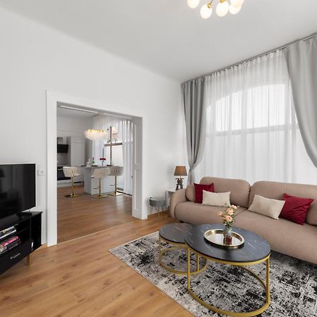 Liebelei Miesbach - Boutique-Apartment Mit Terrasse Im Zentrum المظهر الخارجي الصورة