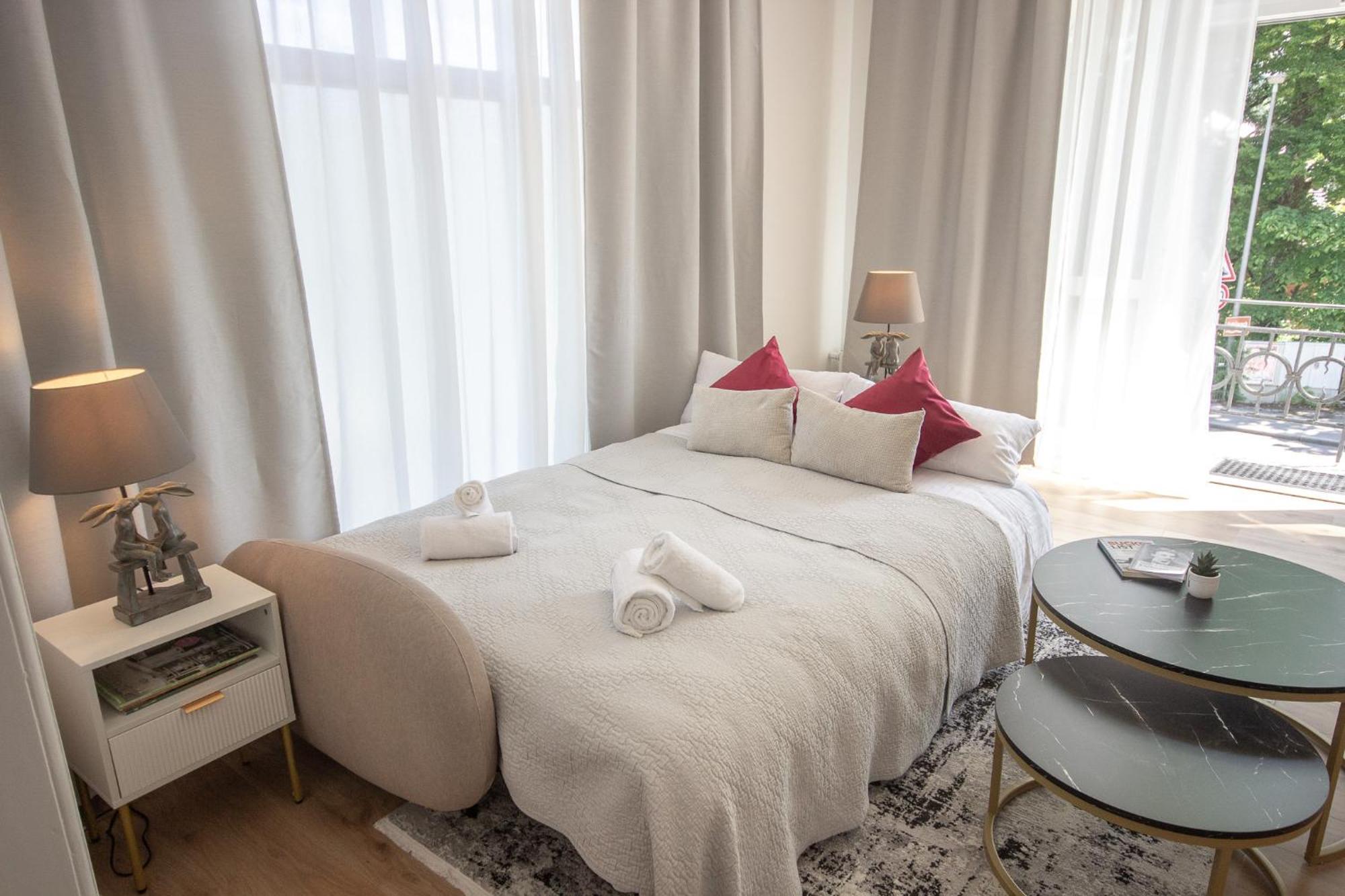 Liebelei Miesbach - Boutique-Apartment Mit Terrasse Im Zentrum المظهر الخارجي الصورة