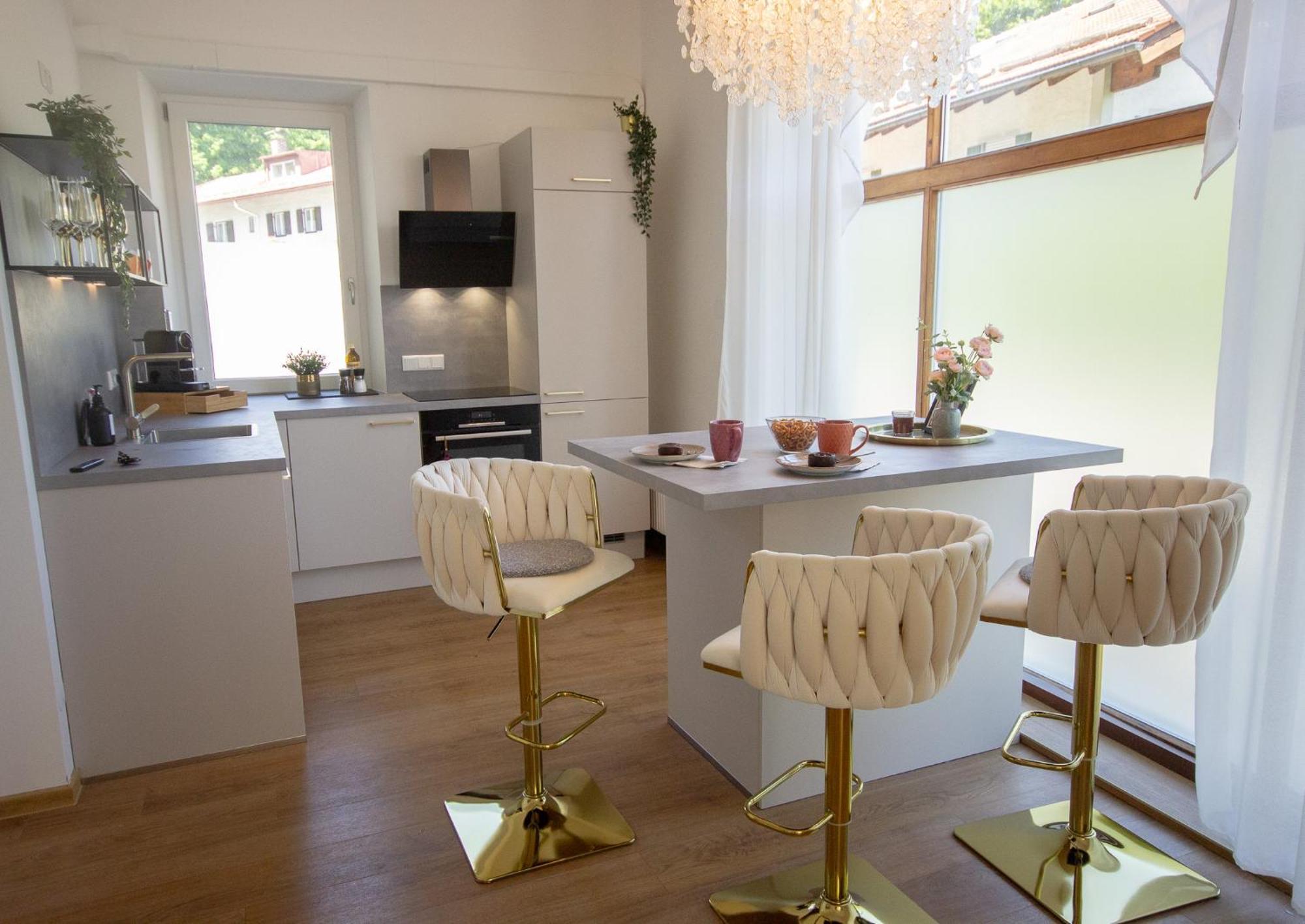 Liebelei Miesbach - Boutique-Apartment Mit Terrasse Im Zentrum المظهر الخارجي الصورة